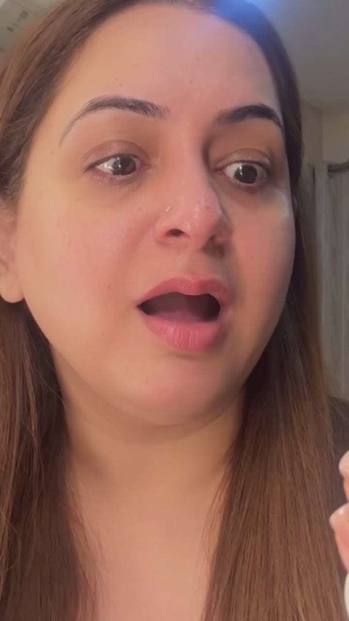 Load video: Moon Kissed - 0.3% Retinol Anti-Aging Serum